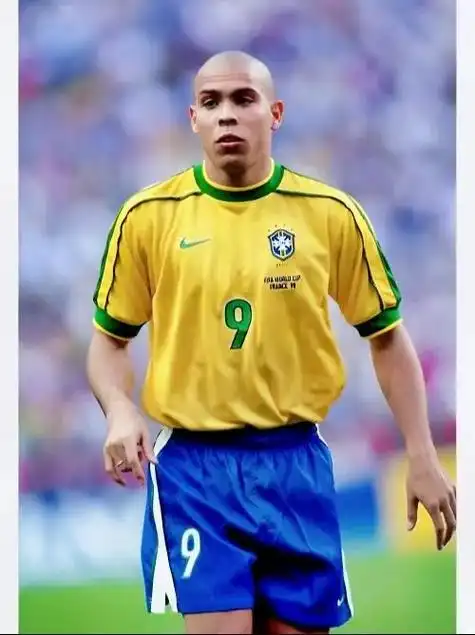 虽然巴黎圣 虽然巴黎圣