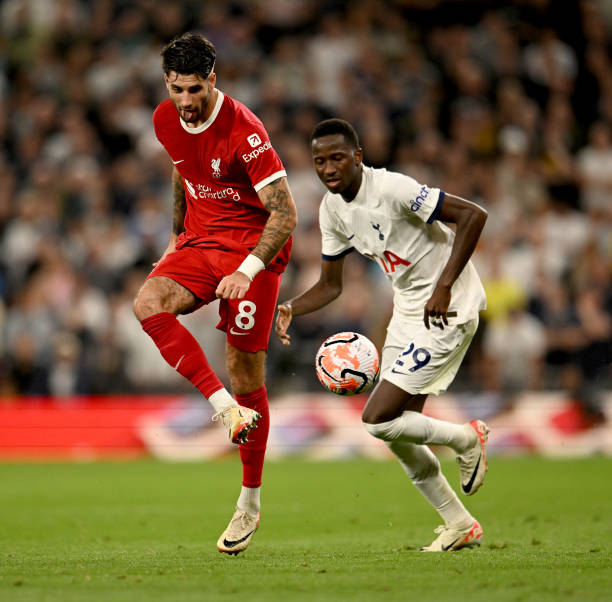 了一个群雄 了一个群雄